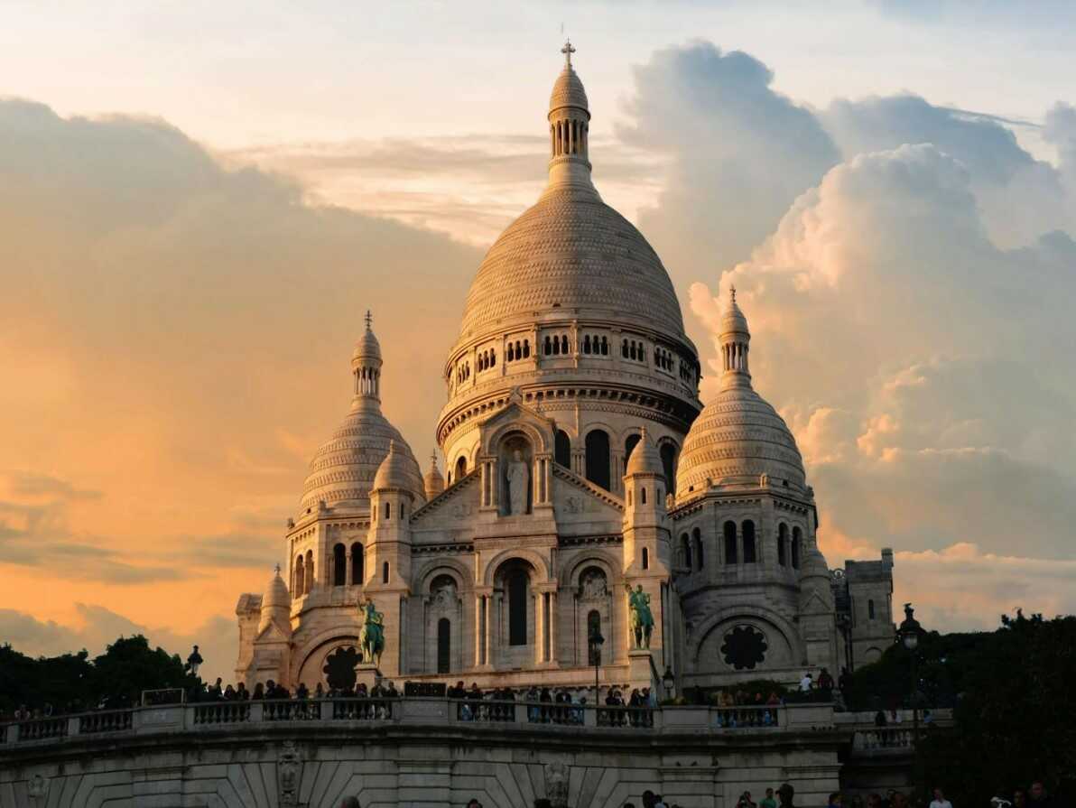 tour-du-lich-phap-gia-re-1