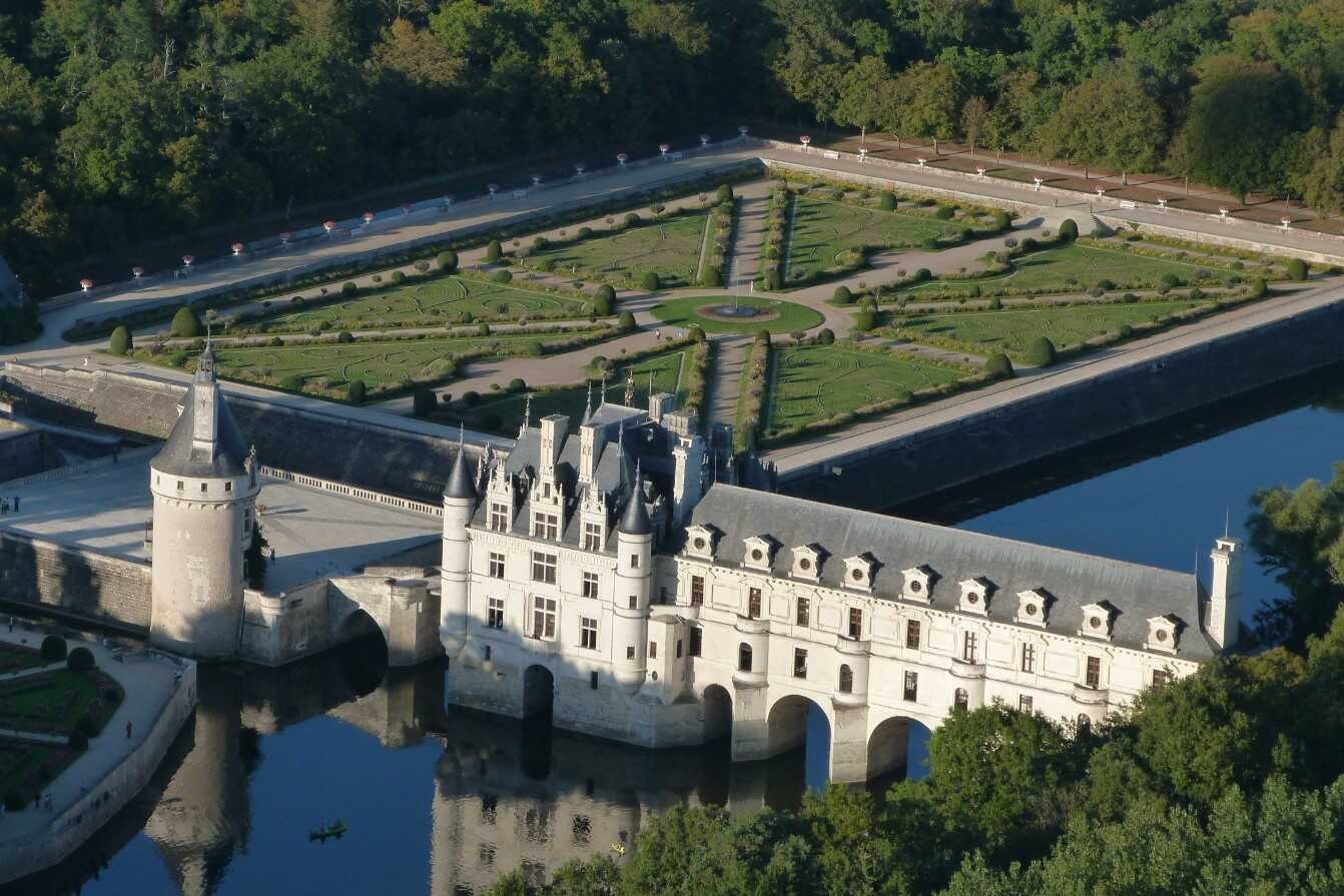 tour-du-lich-phap-gia-re-5